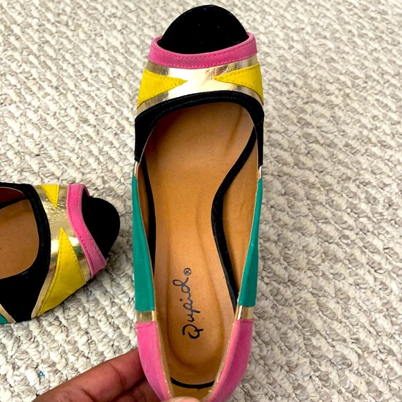 Size 7 open toe Qupid heels. Pink, green, black, yellow, and gold. - Picture 3 of 3